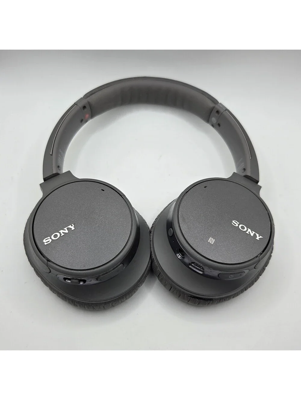 Sony WH-CH700N Wireless Over-Ear Headphones Gray Bluetooth Noise Cancellation